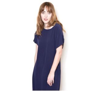 Ottod'ame T-Shirt Short Sleeve Midi Dress in Navy 10